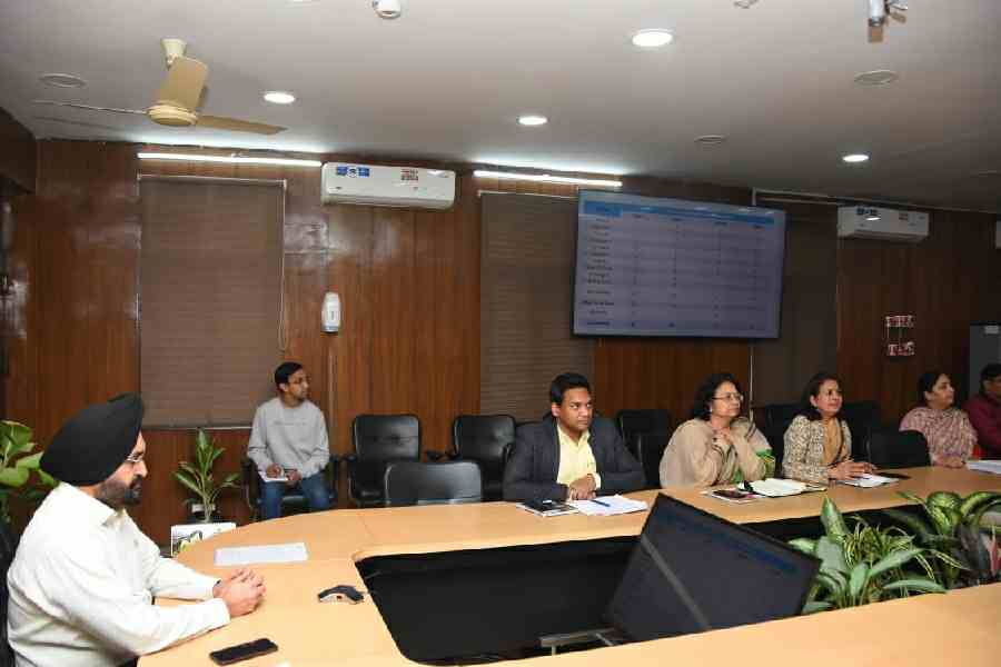 मोबाइल हेल्थ सुविधाएं और टेलीमेडिसिन को अधिक से अधिक बढ़ावा दिया जाए–मुख्य सचिव