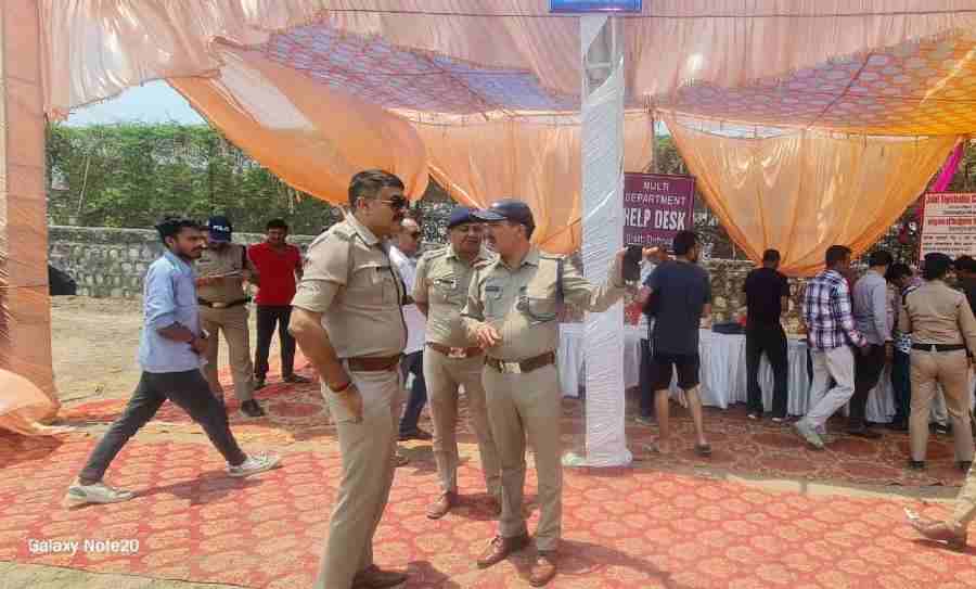 चारधाम यात्रा के दृष्टिगत एसएसपी देहरादून द्वारा ऋषिकेश क्षेत्र में बनाये गए रजिस्ट्रेशन चैकिंग सेन्टर का किया आकस्मिक निरीक्षण