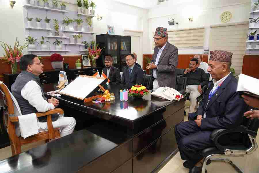 मुख्यमंत्री से नेपाल एसोसिएशन ऑफ टूर एंड ट्रेवल एजेंट के प्रतिनिधियों ने की भेंट