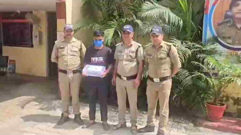 तमंचे के बल पर युवती को डराने वाले अभियुक्त को पुलिस ने किया गिरफ्तार