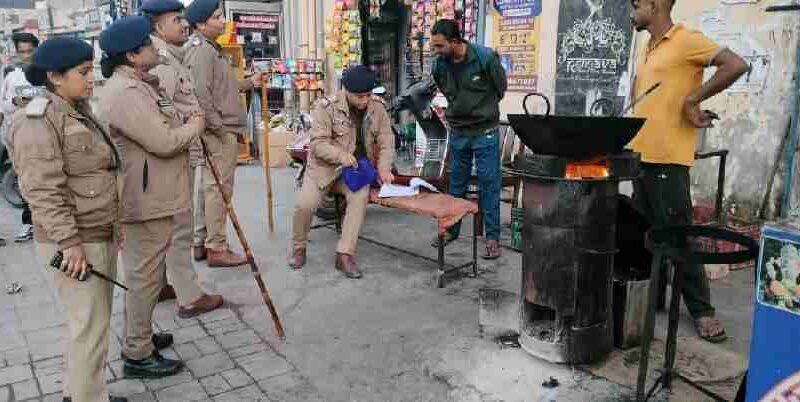 फुटपाथो/मुख्य मार्गों पर किये गये अस्थाई/स्थाई अतिक्रमण पर दून पुलिस का एक्शन जारी, यातायात व्यवस्था बाधित करने वाले 10 व्यक्तियों के विरूद्ध दून पुलिस ने दर्ज किये मुकदमे