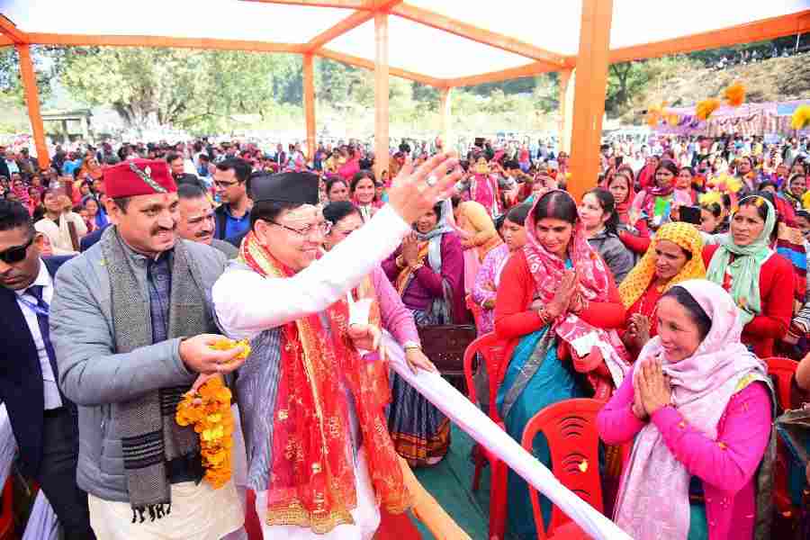 मुख्यमंत्री ने विकास खंड अगस्त्यमुनि के स्यालसौड़ में आयोजित कृषि, औद्योगिक एवं पर्यटन विकास मेले में किया प्रतिभाग