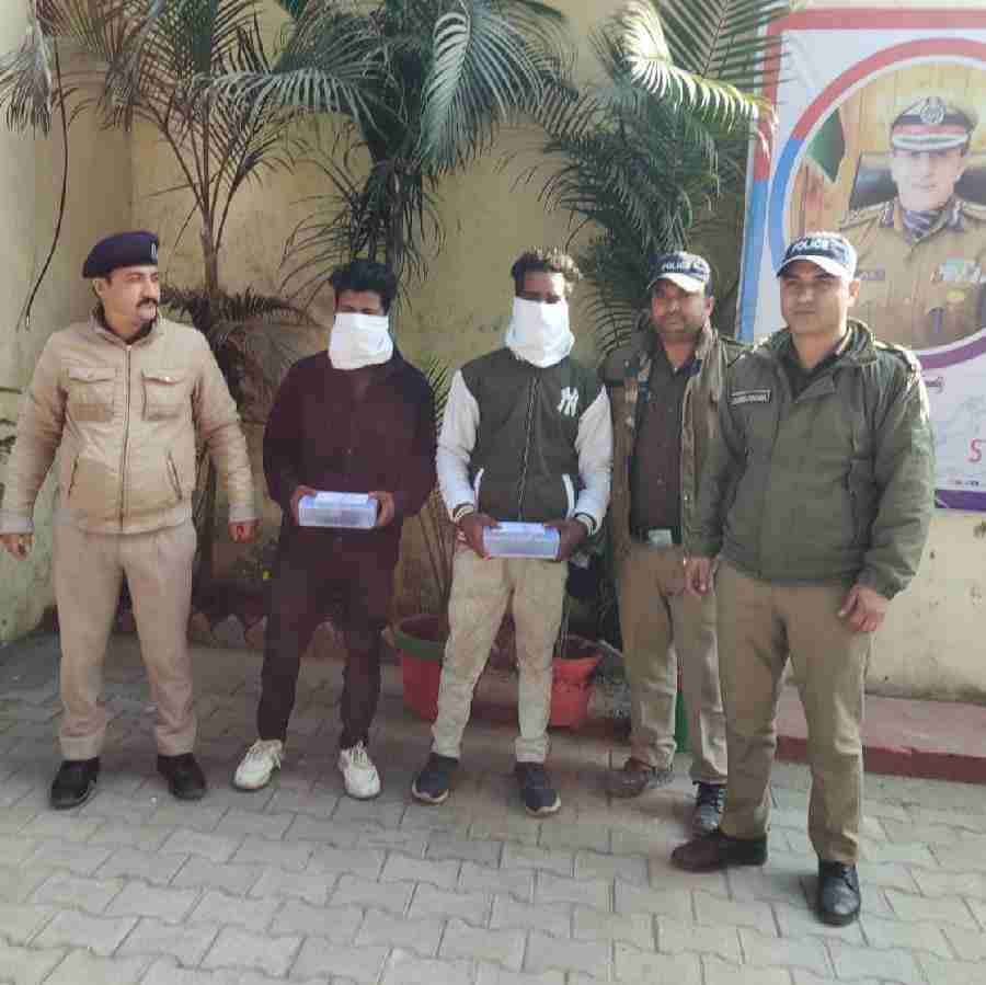 झपट्टामारी करने वाले 2 शातिर बदमाश आए दून पुलिस की गिरफ्त मे