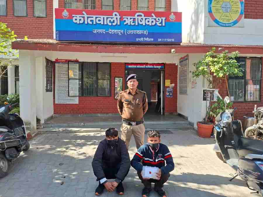 नकली गोल्ड से लोन लेने वाले उत्तर प्रदेश के 2 शातिर अभियुक्त आए दून पुलिस की गिरफ्त में