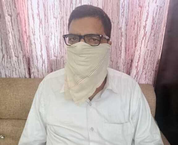 जिला सैनिक कल्याण अधिकारी 50 हज़ार की रिश्वत लेते रंगे हाथो गिरफ्तार