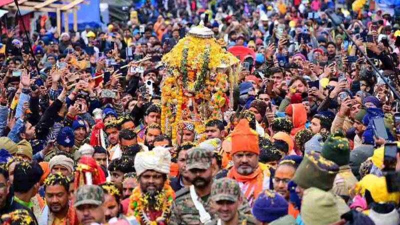 केदार घाटी में आकर अभिभूत हो रहे श्रद्धालु , भगवान केदारनाथ की पंचमुखी उत्सव डोली पहुंची श्री केदारनाथ धाम, व्यवस्था चुस्त सड़के दुरुस्तरू चार धाम यात्रा को तैयार देवभूमि