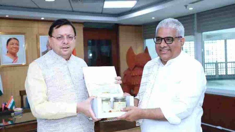 मुख्यमंत्री धामी ने केंद्रीय वन, पर्यावरण एवं  जलवायु परिवर्तन मंत्री भूपेन्द्र यादव से की भेंट