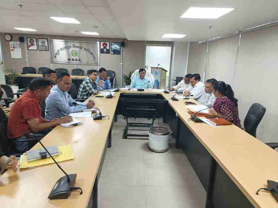 एमडीडीए उपाध्यक्ष ने की विभागीय समीक्षा, परियोजनाओं को समयबद्ध और गुणवत्तापूर्ण पूरा करने के दिए निर्देश