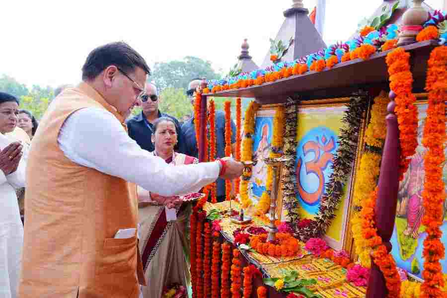 मुख्यमंत्री ने सरस्वती विद्या मंदिर, मांडूवाला में छात्रावास शिलान्यास कार्यक्रम में किया प्रतिभाग