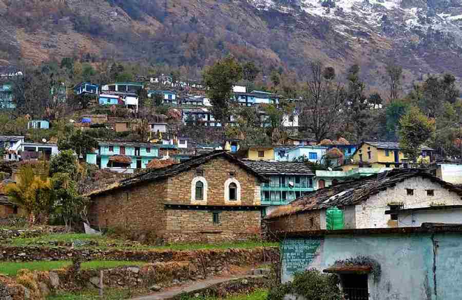 ग्रामीण पर्यटन का सफल उदाहरण बना रुद्रप्रयाग का सारी गांव, गांव में संचालित हो रहे हैं करीब 50 होम स्टे, वर्षभर रहती है पर्यटकों की आवाजाही