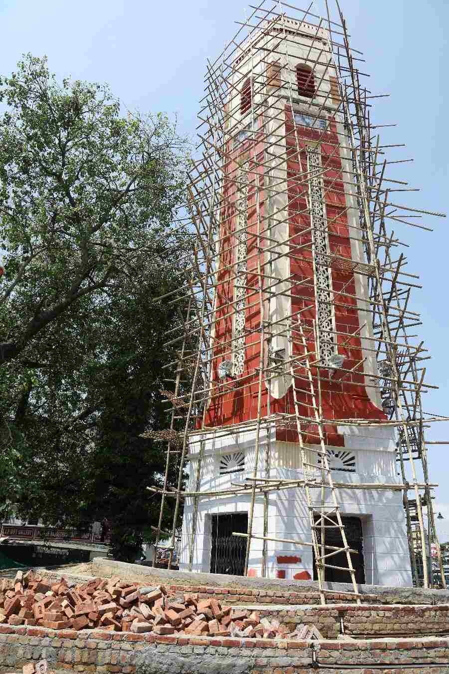 दून की धडकन ‘‘घंटाघर’’ जल्द ही भव्य और दिव्य स्वरूप में आएगा नजर, देखिए प्रशासन ने क्या की है तैयारियां,,,?