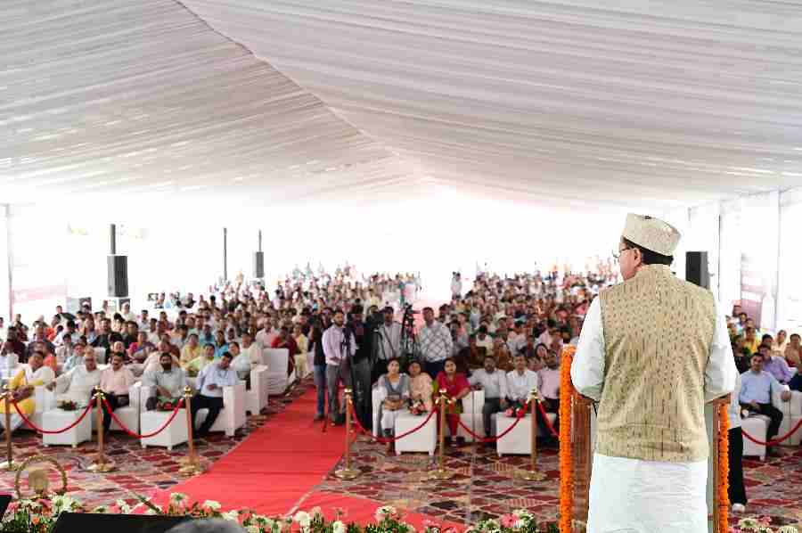 मुख्यमंत्री ने शुरू किया “विकसित कृषि संकल्प अभियान“, 12 जून तक गांव गांव जाएंगे कृषि वैज्ञानिक और अधिकारी, 12 जून तक गांव गांव जाएंगे कृषि वैज्ञानिक और अधिकारी
