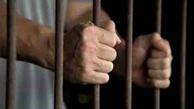 भ्रष्टाचार के विरुद्ध धामी सरकार का कड़ा प्रहार जारी, मुख्य कोषाधिकारी, एकाउन्टेन्ट कोषागार, नैनीताल को एक लाख 20 हजार रूपये रिश्वत लेते हुए रंगे हाथ किया गया गिरफ्तार