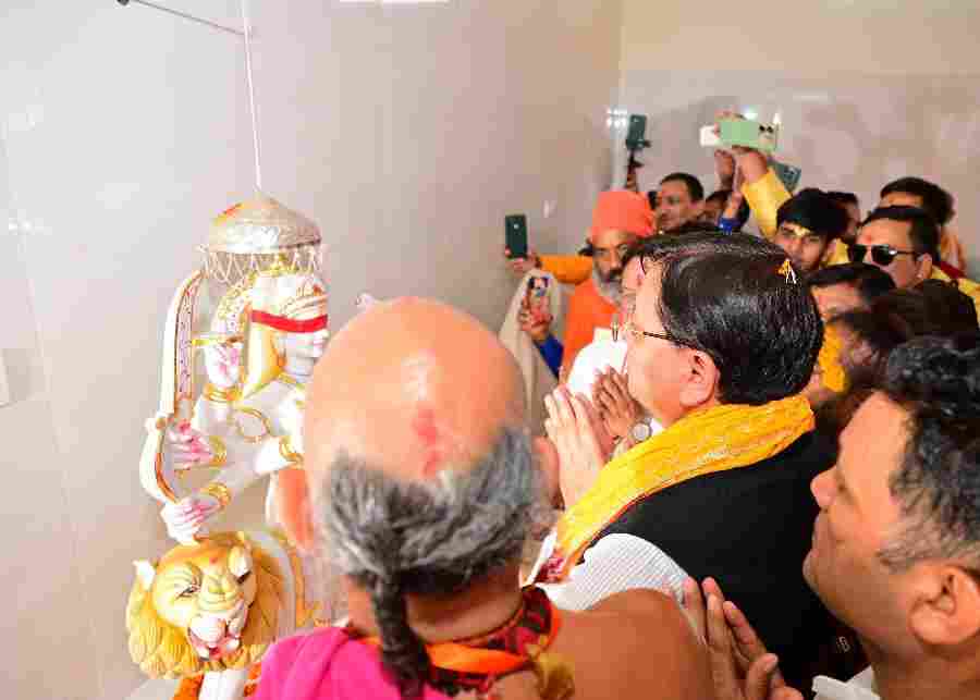 मुख्यमंत्री ने हल्द्वानी स्थित कालू सिद्ध मंदिर में प्राण प्रतिष्ठा महोत्सव में की पूजा-अर्चना