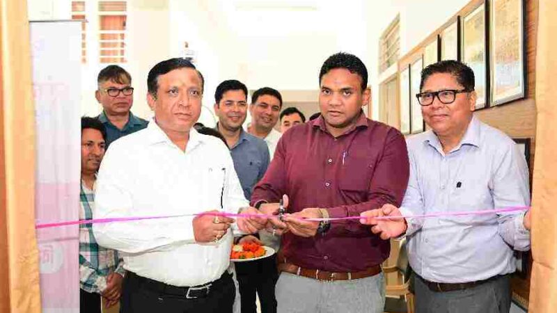 पत्रकारों के लिए मुख्यमंत्री धामी की पहल, पत्रकारों और परिजनों के लिए निःशुल्क स्वास्थ्य कैम्प का आयोजन