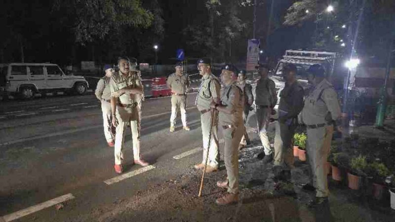 राष्ट्रपति द्रौपदी मुर्मू के जनपद प्रवास कार्यक्रम को लेकर अलर्ट मोड पर दून पुलिस, एसएसपी स्वयं लगातार क्षेत्र में भ्रमणकर रहकर ले रहे सुरक्षा व्यवस्था का जायजा