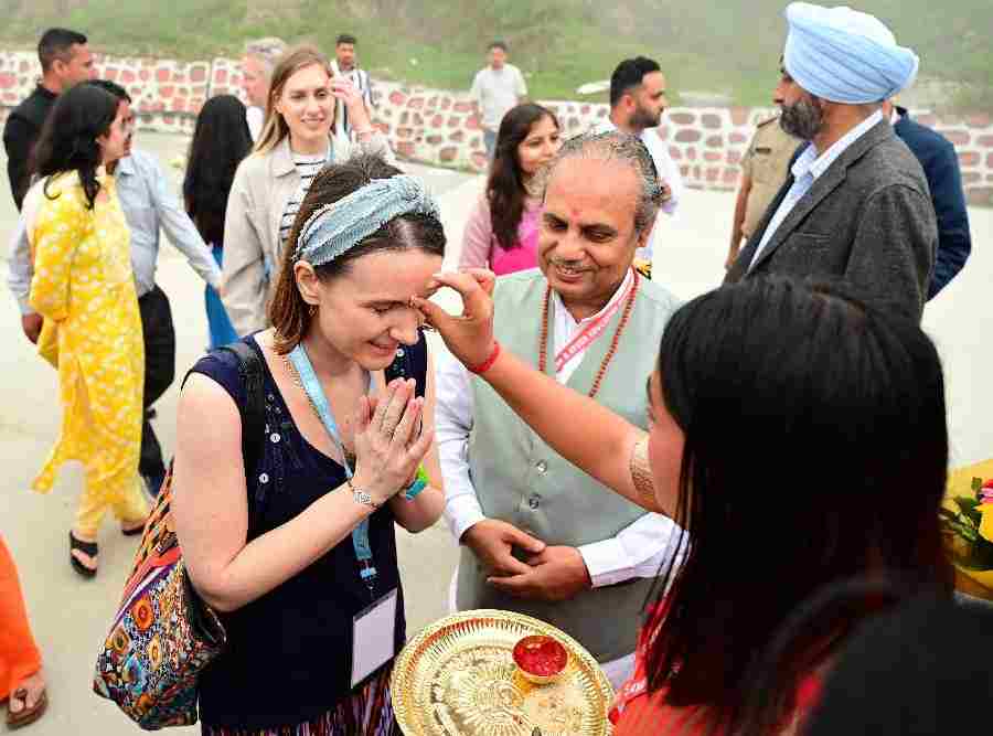 भराड़ीसैंण, गैरसैंण की मिट्टी ने जीता विदेशी मेहमानों का दिल, विदेशी मेहमानों ने सराहा उत्तराखंड की संस्कृति और सौंदर्य
