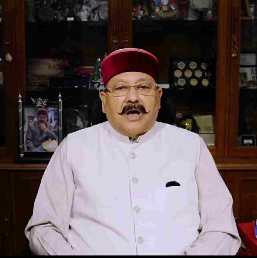 युद्धस्तर पर जारी है राज्य की 124 अवरुद्ध सड़कों को खोलने का काम: महाराज, अभी तक यातायात हेतु 30 सड़कें खोली गई