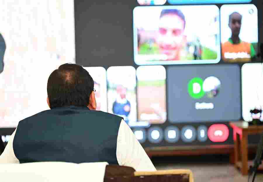 मुख्यमंत्री धामी ने बाल संवाद कार्यक्रम में विद्यार्थियों से किया सीधा संवाद, खेल संस्कृति को मजबूत करने पर दिया जोर