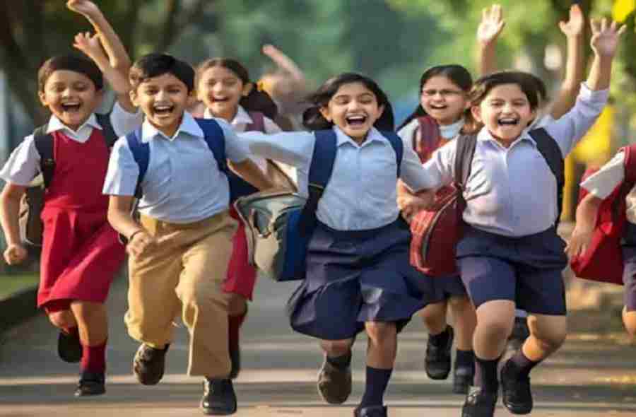 देहरादून में भारी बारिश की संभावना के मद्देनजर सभी स्कूलों में छुट्टी, आदेश जारी