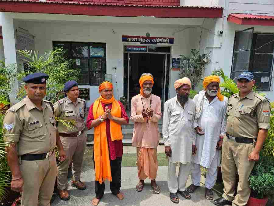 ऑपरेशन कालनेमि” के तहत दून पुलिस को मिली बडी सफलता, साधु-संतो के भेष में घूम रहे अन्य राज्यो के 20 से अधिक ढोंगी बाबाओं सहित कुल 25 ढोंगी बाबाओ को किया गिरफ्तार, बांग्लादेशी नागरिक भी गिरफ्तार