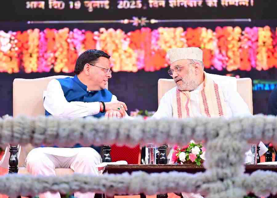 सीएम धामी को सुपर शाबासी, पल-पल झलका विश्वास, केंद्रीय गृह मंत्री ने बंपर निवेश पर पीठ थपथपाई, साथ ही ब्रांडिंग भी की, सीएम धामी का कई बार नाम लेकर की तारीफ