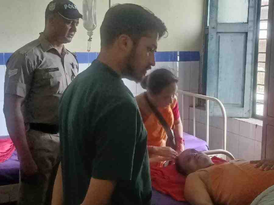 दून पुलिस फिर बनी मददगार, कांवड यात्री को हार्ट अटैक आने पर पुलिस द्वारा समय रहते पहुँचाया उसे अस्पताल, पुलिस की त्वरित कार्यवाही से बची कावड़ यात्री की जान
