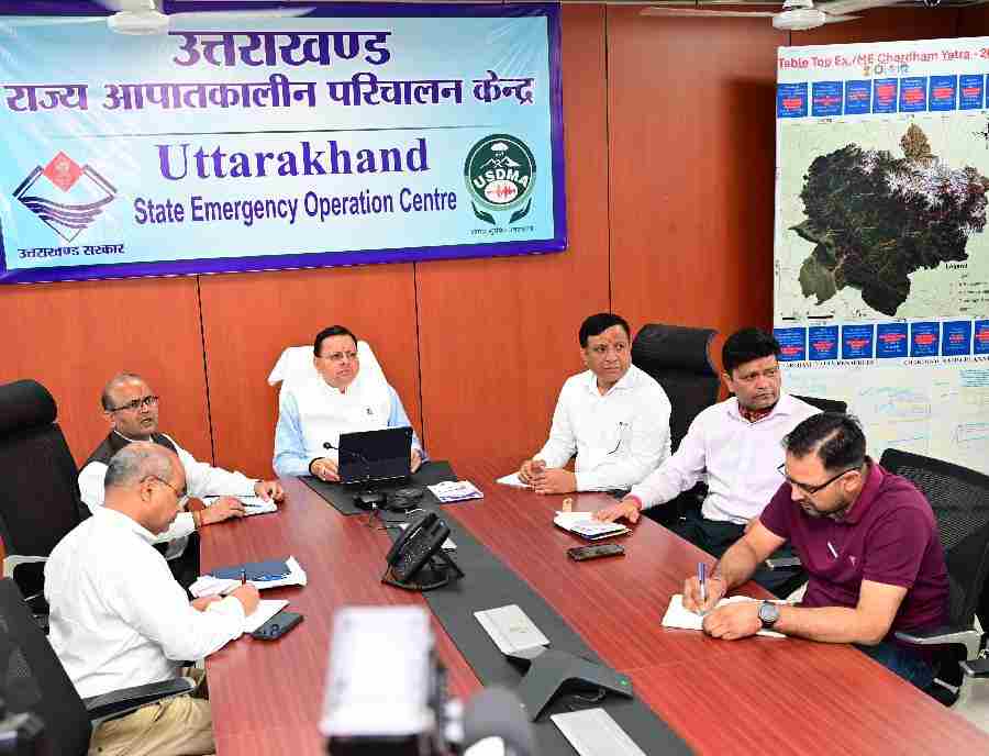 मुख्यमंत्री धांई ने आईटी पार्क स्थित राज्य आपदा परिचालन केन्द्र से प्रदेश में हो रही अतिवृष्टि का लिया जायजा