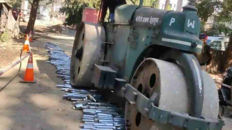 यातायात नियमों का उल्लघंन करने वालों के विरूद्ध दून पुलिस की कार्यवाही जारी, विगत डेढ वर्षों के दौरान मॉडिफाइड साइलेंसर लगे 1060 वाहनों के विरुद्ध पुलिस द्वारा की गई चालानी कार्यवाही