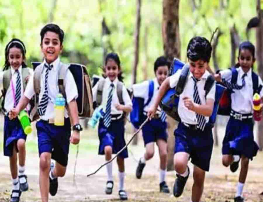 उत्तराखंड में भारी बारिश का कहर, देहरादून समेत पांच जिलों में स्कूलों में छुट्टी, आदेश जारी