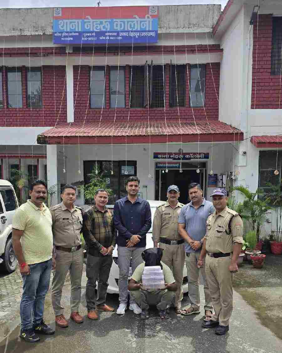 नकबजनी की 2 अलग- अलग घटनाओ का दून पुलिस ने किया खुलासा, घटनाओं को अंजाम देने वाले शातिर नकबजन को दून पुलिस ने चोरी की ज्वैलरी के साथ किया गिरफ्तार