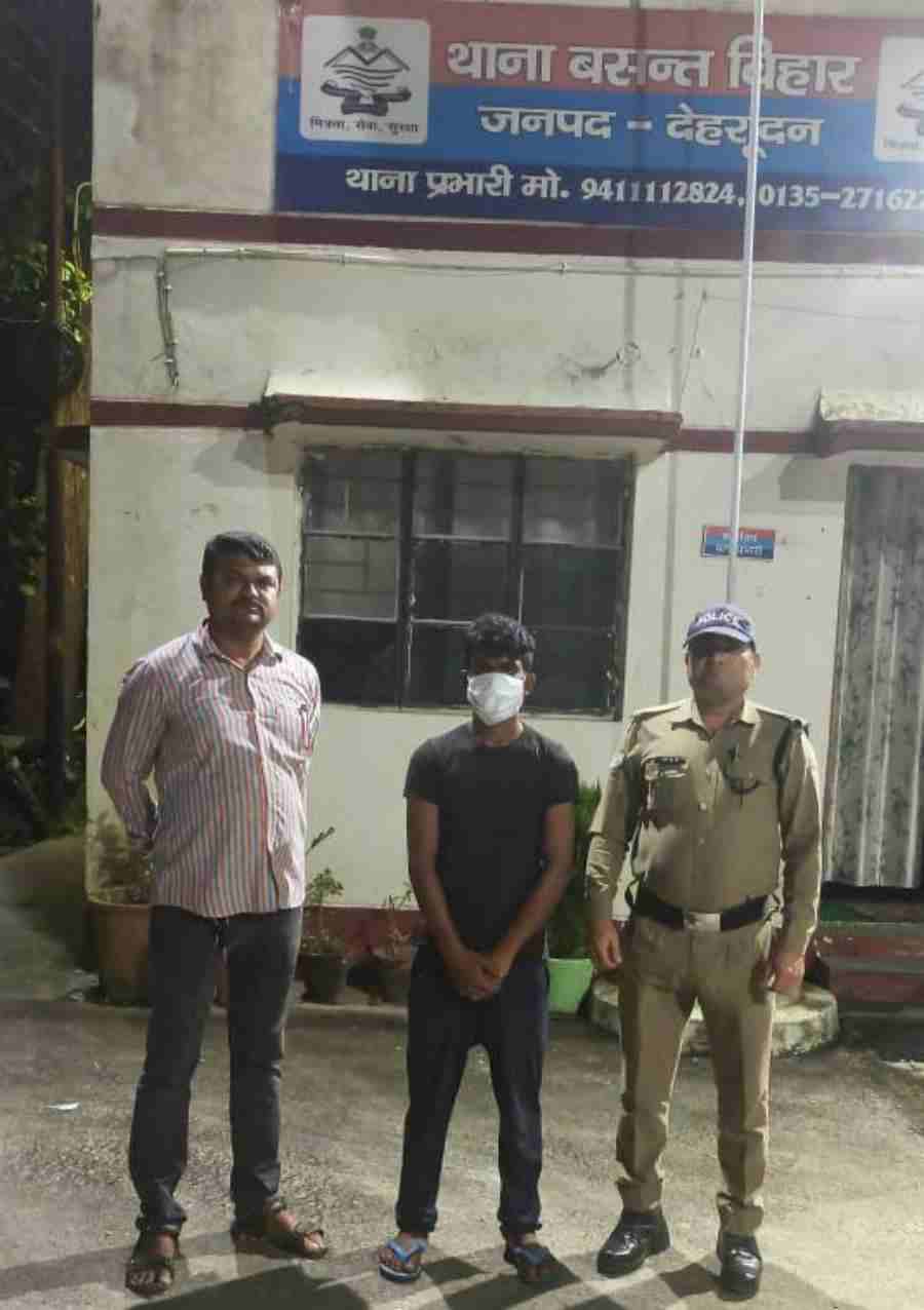 बसंत विहार क्षेत्र में हुई युवती की हत्या का दून पुलिस ने किया खुलासा, एक अभियुक्त को किया गिरफ्तार