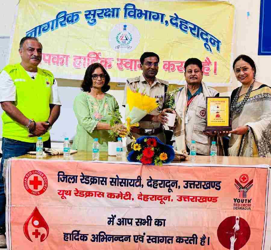 रक्तदाता शिरोमणि डॉ० अनिल वर्मा “सर्टिफिकेट ऑफ एप्रीसिएशन” तथा “सिविल डिफेंस रक्तदाता सम्मान-2025” से विभूषित, नागरिक सुरक्षा संगठन युद्ध अथवा शांतिकाल दोनों स्थितियों में सदैव तैयार – एस० के० साहू