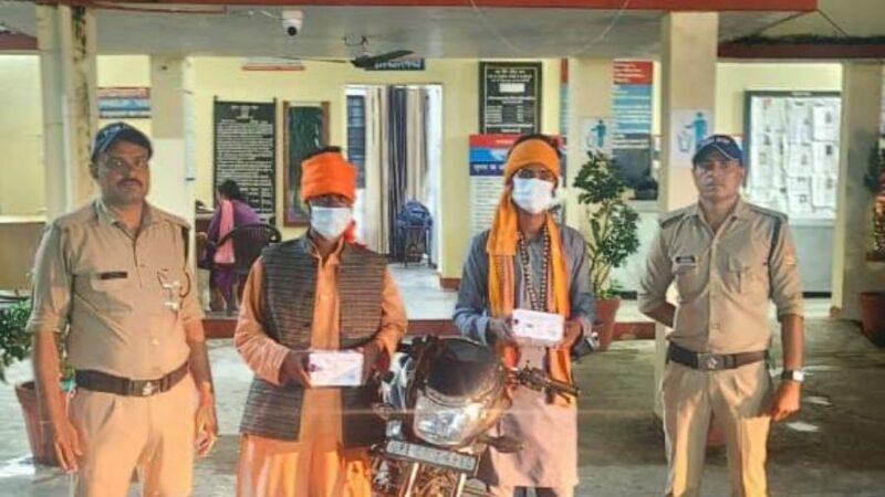 ऑपरेशन कालनेमि के तहत दून पुलिस की बड़ी कार्यवाही, पति/पुत्र की मौत का भय दिखाकर महिलाओं से ठगी करने वाले दो ढोंगी बाबाओ को पुलिस ने किया गिरफ्तार