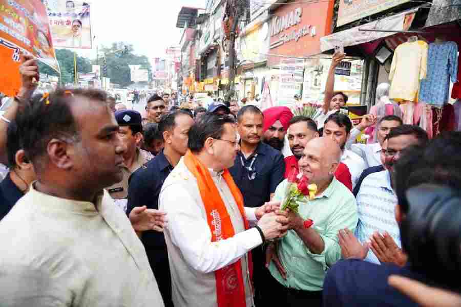 प्रेमनगर, देहरादून में पहुंचे सीएम धामी, ‘GST बचत उत्सव’ के उपलक्ष्य में आयोजित किया जा रहा है जागरूकता कार्यक्रम,  सीएम ने व्यापारियों से लिया जीएसटी स्लैब पर फीडबैक, व्यापारियों से बोले सीएम- “घटे GST का लाभ आम जन तक पहुँचाएं