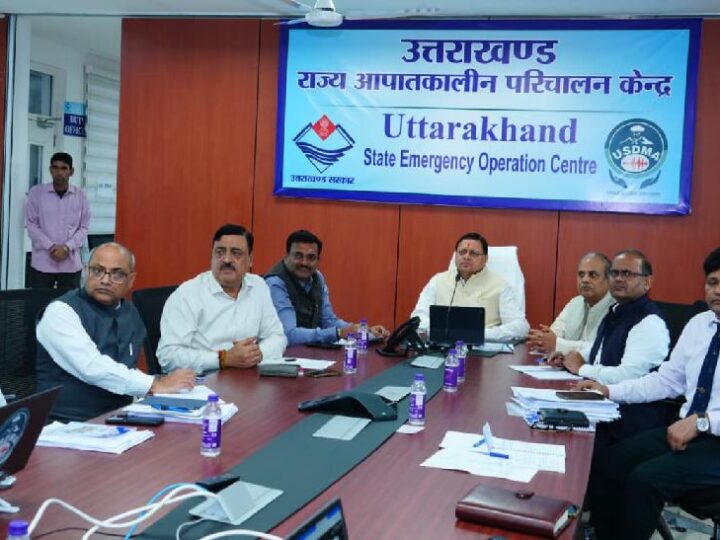 मुख्यमंत्री ने सचिव आपदा प्रबंधन एवं पुनर्वास से ली चमोली में अतिवृष्टि से हुए नुकसान की जानकारी, प्रभावितों को तत्काल मदद पहुंचाने के निर्देश, लापता लोगों की खोज के लिए पूरी तत्परता से काम करें राहत और बचाव दल-मुख्यमंत्री