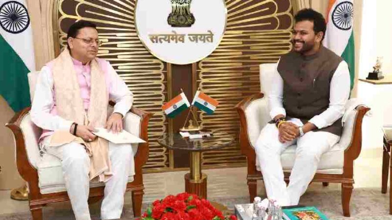 मुख्यमंत्री ने केंद्रीय नागरिक उड्डयन मंत्री से उत्तराखण्ड में हवाई सेवाओं के विस्तार पर की चर्चा, हेली सेवा पुनः प्रारंभ होने से चारधाम यात्रा होगी सुगम, मुख्यमंत्री ने जौलीग्रांट में रात्रिकालीन हवाई सेवा आरंभ करने का किया अनुरोध