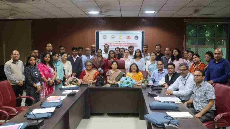 धामी सरकार की नई सोच—आपदा प्रबंधन में अब मानसिक स्वास्थ्य सुरक्षा को भी मिलेगी प्राथमिकता, हर जिले में ऐसे स्वास्थ्यकर्मी तैयार होंगे जो आपदाग्रस्त लोगों के मन के घाव भी भरेंगे : डॉ आर राजेश कुमार