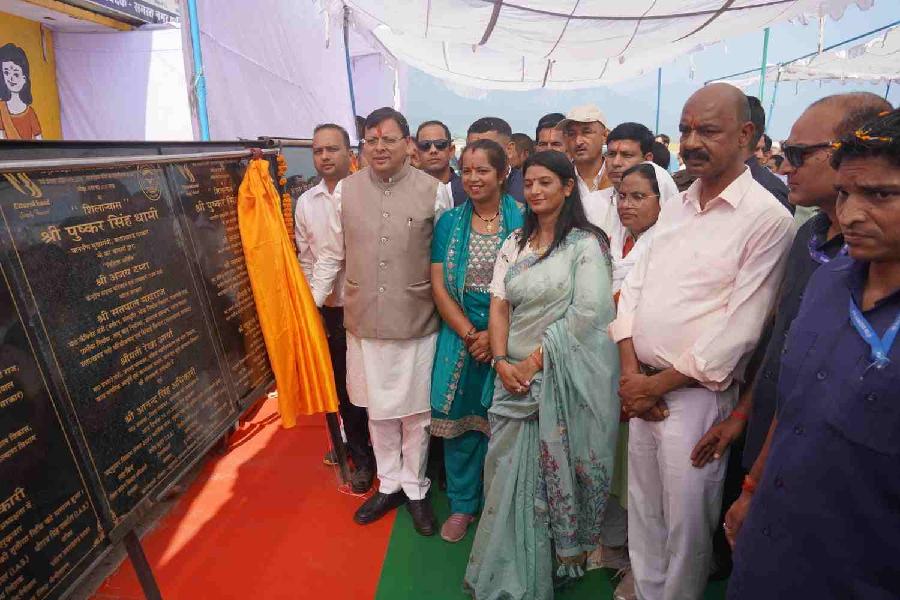 मुख्यमंत्री धामी ने शारदा घाट, टनकपुर में 20.50 करोड़ की 10 विकास योजनाओं का किया लोकार्पण एवं शिलान्यास, चंपावत में खोला जाएगा कृषि विश्वविद्यालयः मुख्यमंत्री