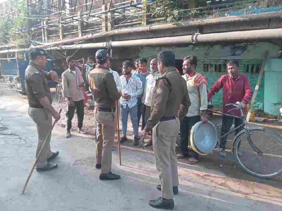 एसएसपी दून के निर्देशों पर लगातार जारी है दून पुलिस का सत्यापन अभियान, 65 संदिग्ध व्यक्तियों को थाने लाकर की गई पूछताछ