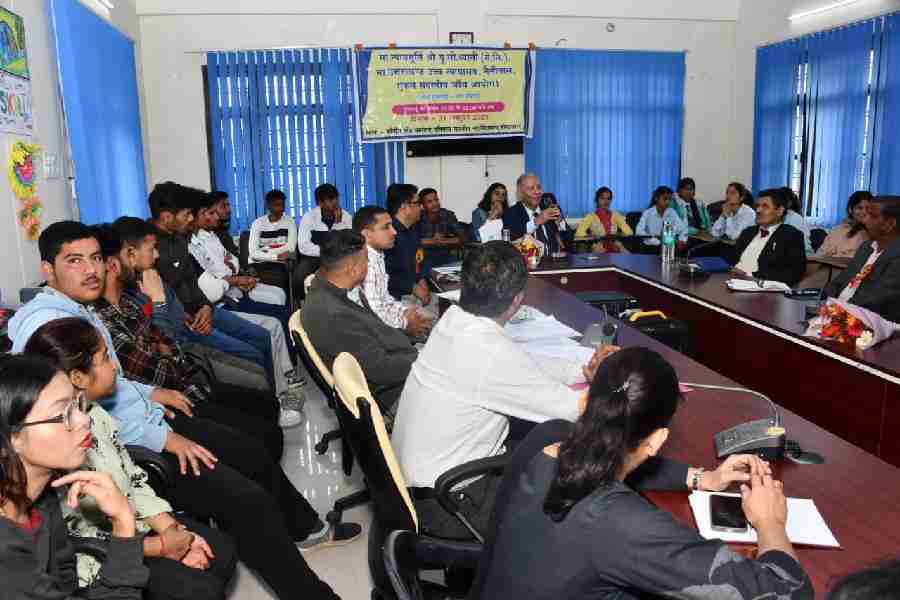 धर्मानंद उनियाल राजकीय महाविद्यालय, नरेंद्र नगर में जन संवाद का आयोजन, न्यायमूर्ति यू.सी. ध्यानी ने की लोक सुनवाई