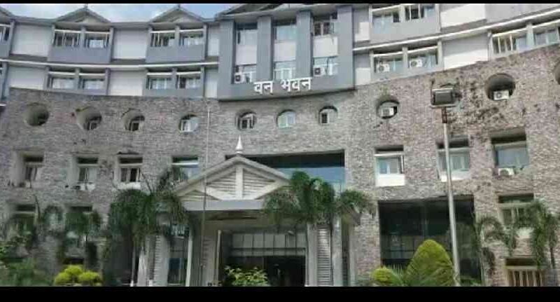 मुख्यमंत्री ने दिये वन विभाग के आरोपित अधिकारियों के विरूद्ध पुनः जांच एवं अभियोजन का अनुमोदन