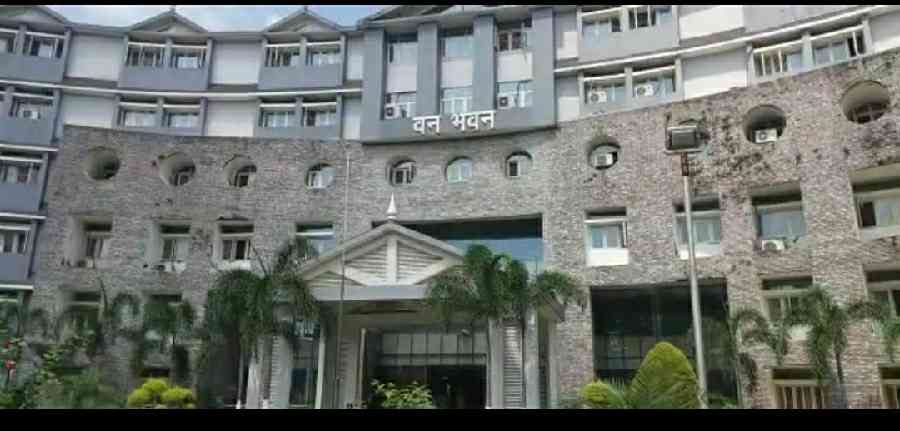 मुख्यमंत्री ने दिये वन विभाग के आरोपित अधिकारियों के विरूद्ध पुनः जांच एवं अभियोजन का अनुमोदन