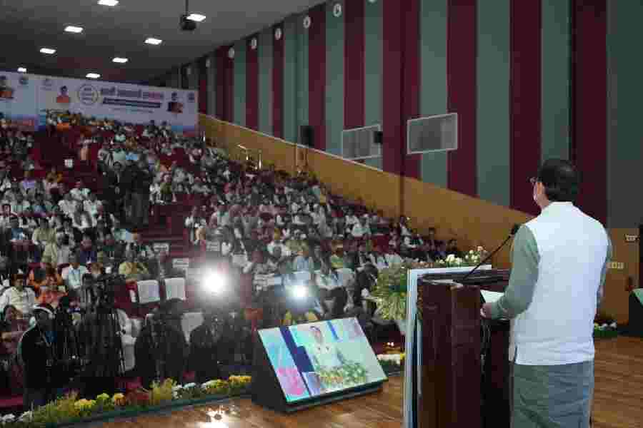 मुख्यमंत्री ने किया प्रवासी उत्तराखंडी सम्मेलन का शुभारंभ, प्रवासी उत्तराखंडी हैं देवभूमि के सच्चे ब्रांड एम्बेसडर-मुख्यमंत्री