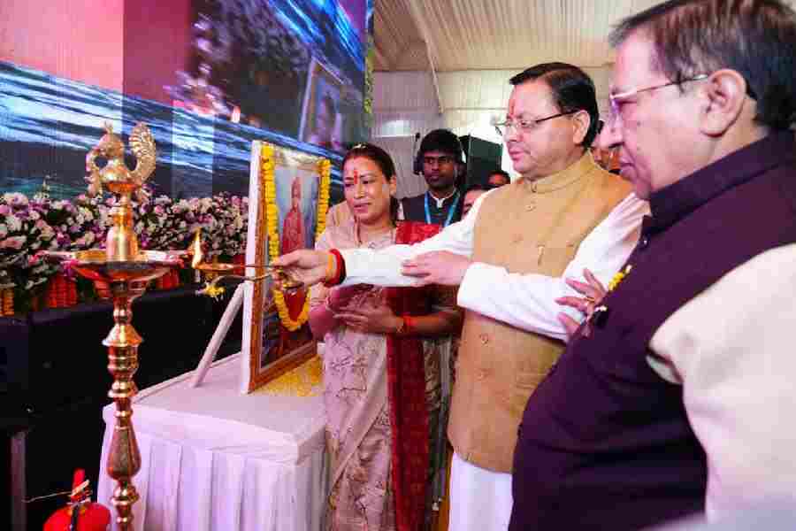 मुख्यमंत्री धामी ने किया विकसित भारत यंग लीडर्स थीम पर आधारित राज्य युवा महोत्सव 2025- 26 का शुभारंभ