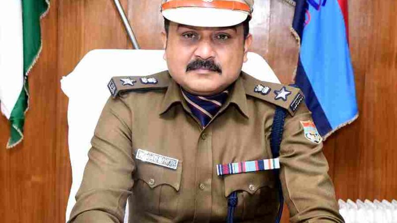 एसएसपी दून की दो टूक, युवाओ के भविष्य से खिलवाड नही होगा बर्दाश्त, पहाड़ के युवाओं को विदेश में नौकरी लगाने का झांसा देकर उनसे ठगी करने के 10 अलग-अलग मामलों में मुकदमा दर्ज करने के निर्देश