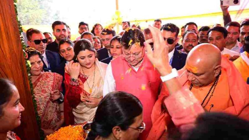 मुख्यमंत्री धामी ने रुड़की स्थित जीवनदीप आश्रम में आयोजित पाँच दिवसीय धार्मिक एवं सामाजिक महोत्सव में की प्रतिभागिता