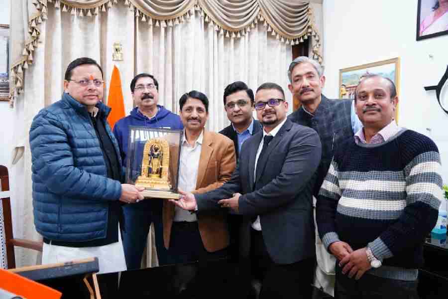 मुख्यमंत्री धामी से सिडकुल इंटरप्रेन्योर वेलफेयर सोसाइटी पंतनगर के प्रतिनिधि मंडल ने की भेंट, प्रदेश में उद्योगों को बढ़ावा देने के लिए किए जा रहे हैं कारगर प्रयास- मुख्यमंत्री