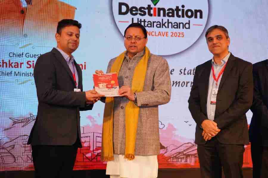 सीएम धामी ने डेस्टिनेशन उत्तराखंड 2.0 कॉन्क्लेव में कहा-उत्तराखंड बना निवेश और नवाचार का नया केंद्र