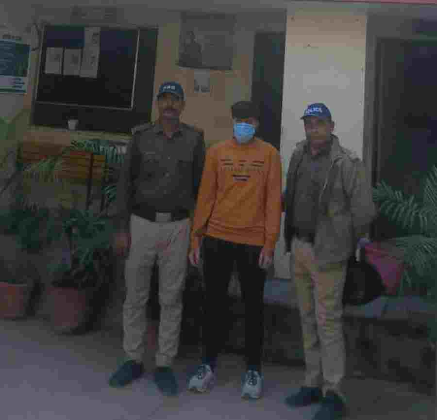 एसएसपी दून के निर्देश पर केंद्रीय प्रतियोगी परीक्षा में एक और खुलासा, भारतीय रेलवे बोर्ड की केंद्रीय प्रतियोगी परीक्षा में नकल कर रहे अभियुक्त को पुलिस ने किया गिरफ्तार